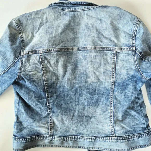 Celebrity Pink Denim Jacket TJMaxx Size L - Picture 3 of 3